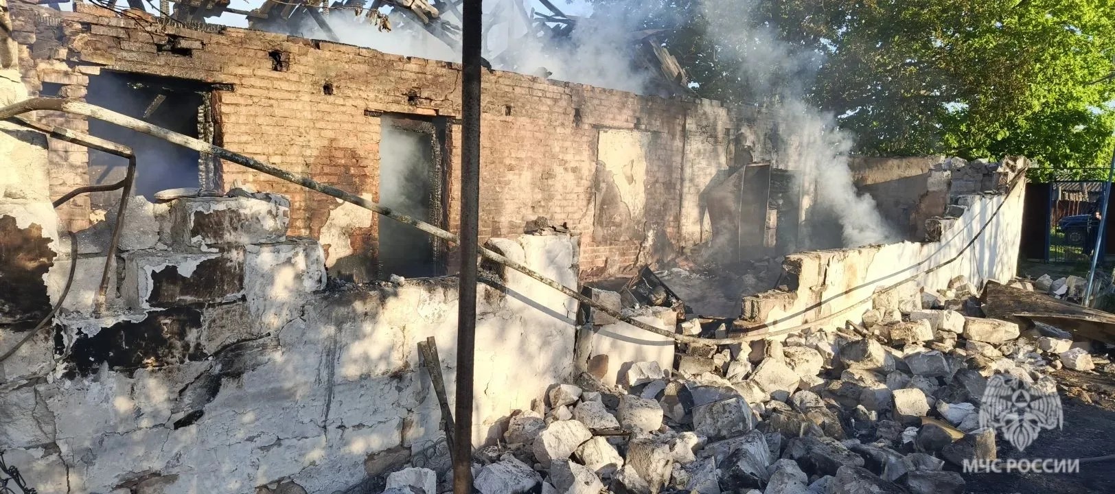 Ночной пожар в саратовском селе унёс жизнь пенсионерки