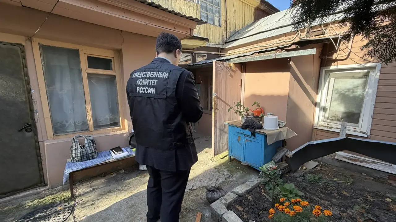 Саратовские следователи выясняют причину смерти 68-летнего мужчины Саратовские следователи выясняют причину смерти 68-летнего мужчины