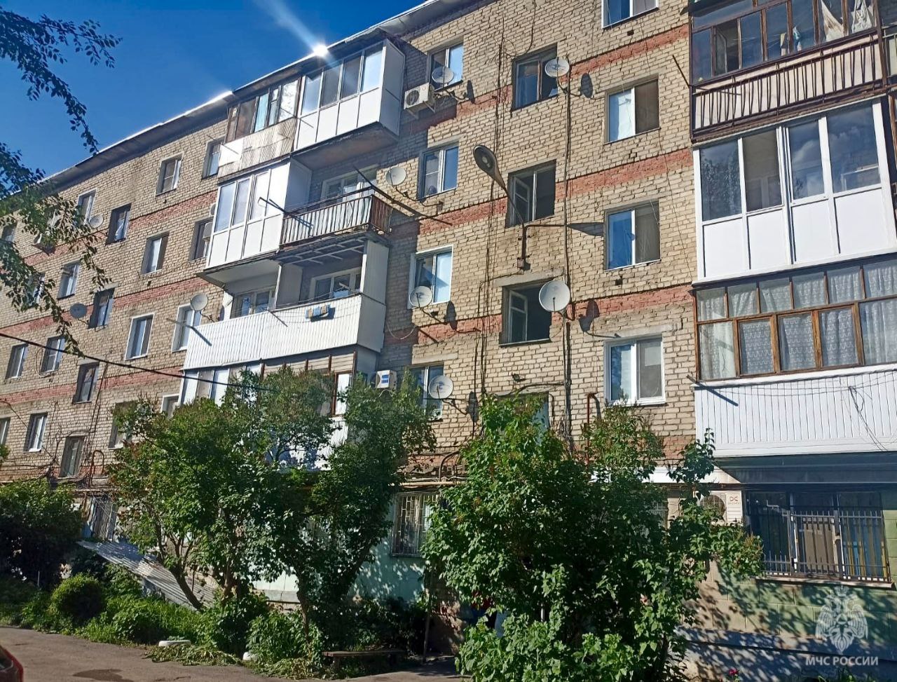 Пожар в пятиэтажке в Энгельсе 20 05 2025