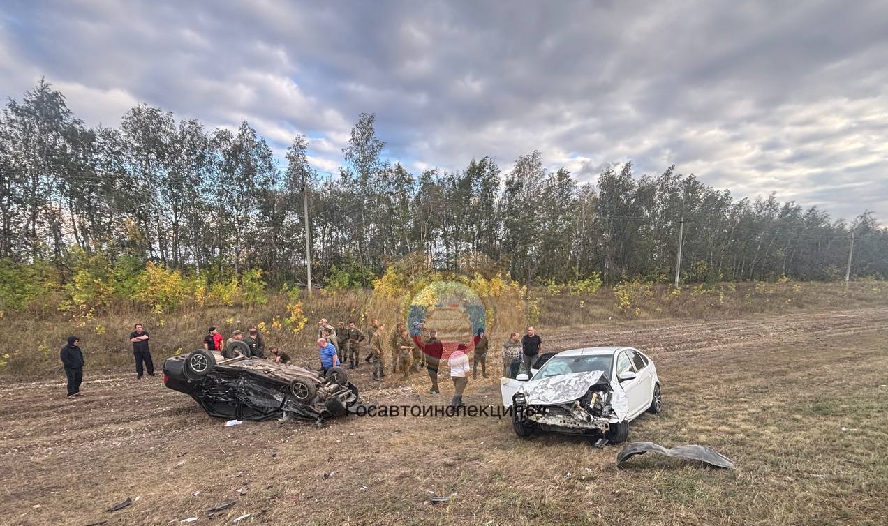 Водитель «Приоры» погиб после ДТП с иномаркой на окраине Саратова, разыскиваются свидетели