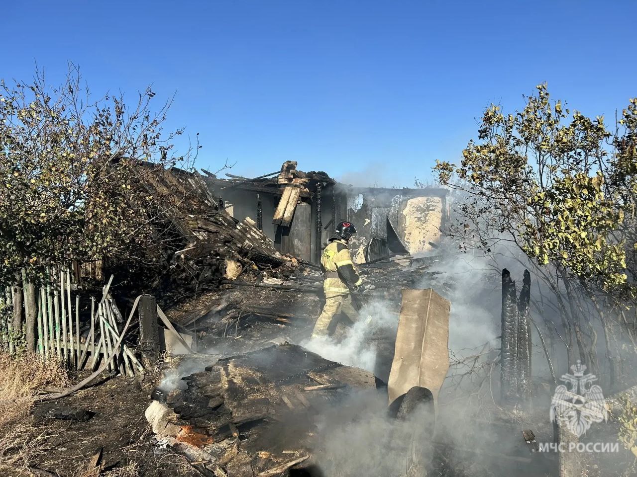 Пожар в саратовском селе унёс жизнь пенсионерки