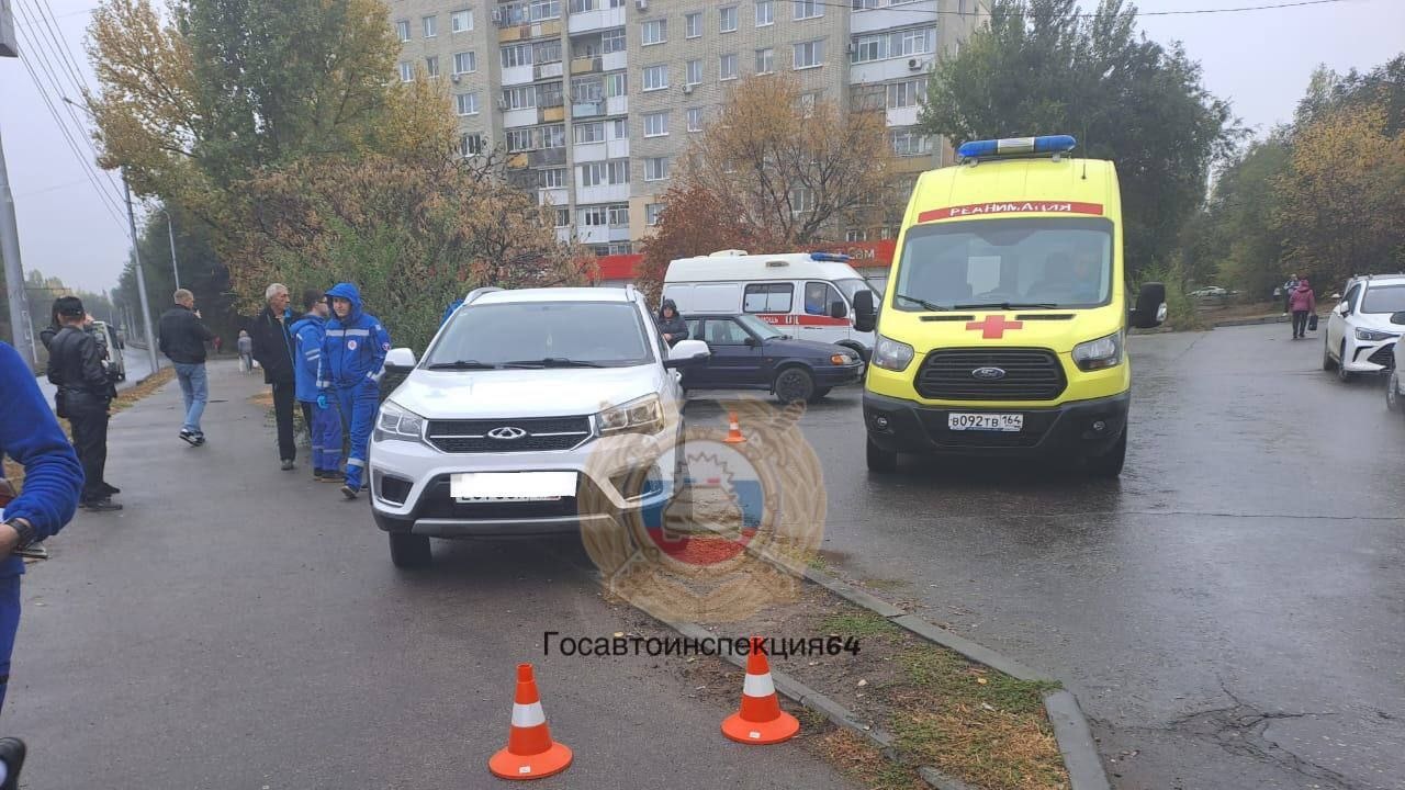 В Саратове ищут очевидцев смертельного наезда кроссовера без водителя