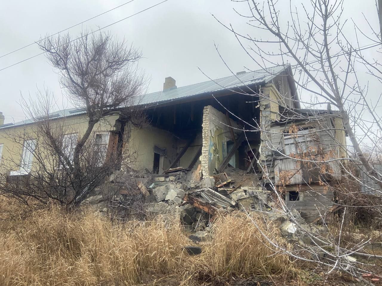 В Саратове произошло обрушение аварийного жилого дома