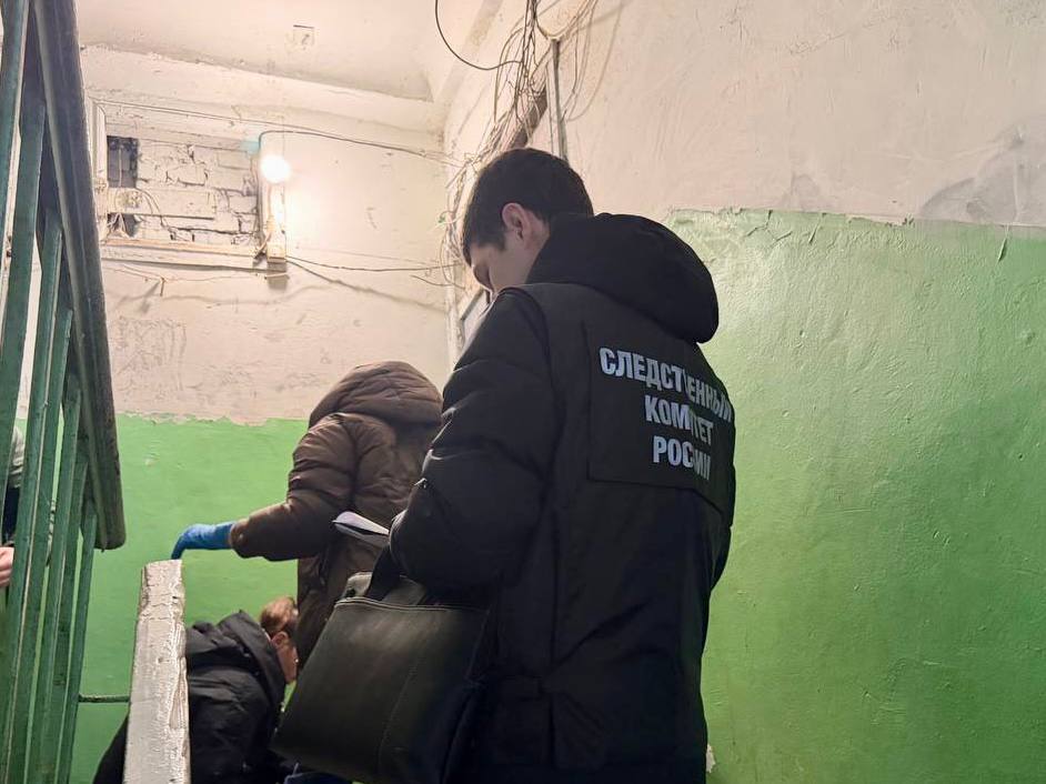 В Энгельсе пьяная ссора из-за женщины закончилась поножовщиной