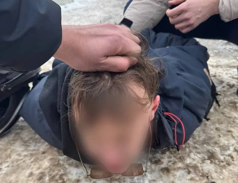 Житель Балакова четыре года насиловал девочку и призывал к терроризму в соцсетях