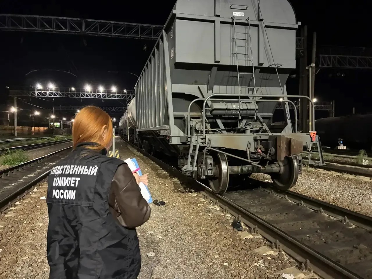 В Саратове 18-летний парень забрался на поезд и получил смертельный удар током