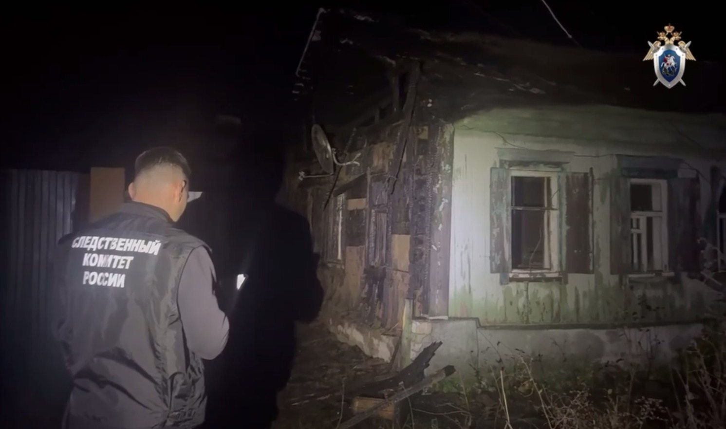 На пожаре в Саратовской области погибли мужчина и женщина На пожаре в Саратовской области погибли мужчина и женщина