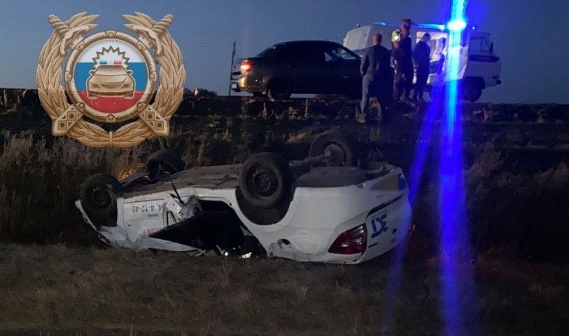 На саратовской трассе опрокинулась «Гранта», погиб водитель