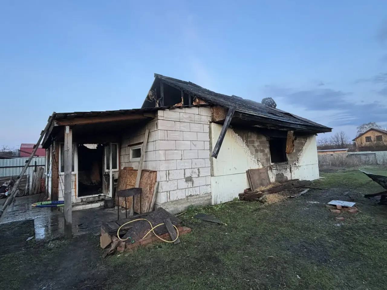 В Саратове после пожара в частном доме нашли тело 44-летней горожанки