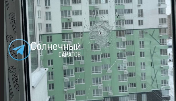 Саратовцы просят защитить их от неизвестного стрелка по окнам