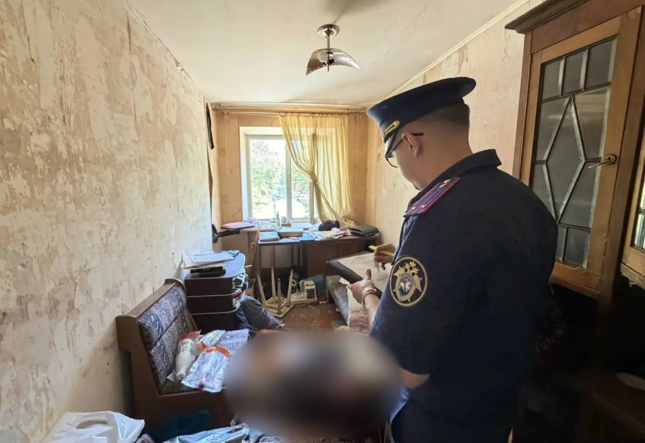 Саратовец зарезал приятеля в квартире на Чернышевского