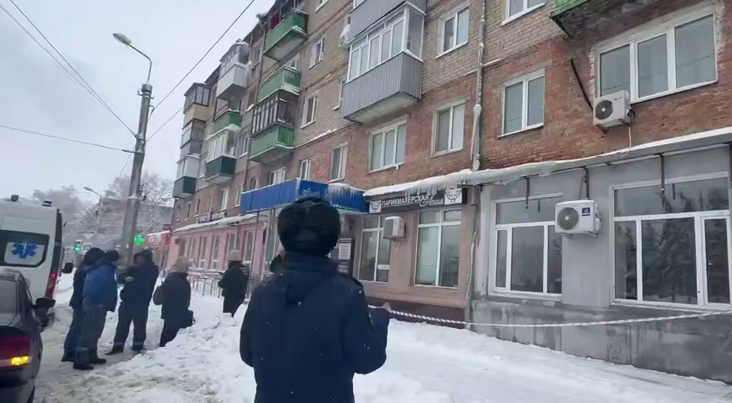 Сосульки убили двух женщин в Пензе и Москве за один день