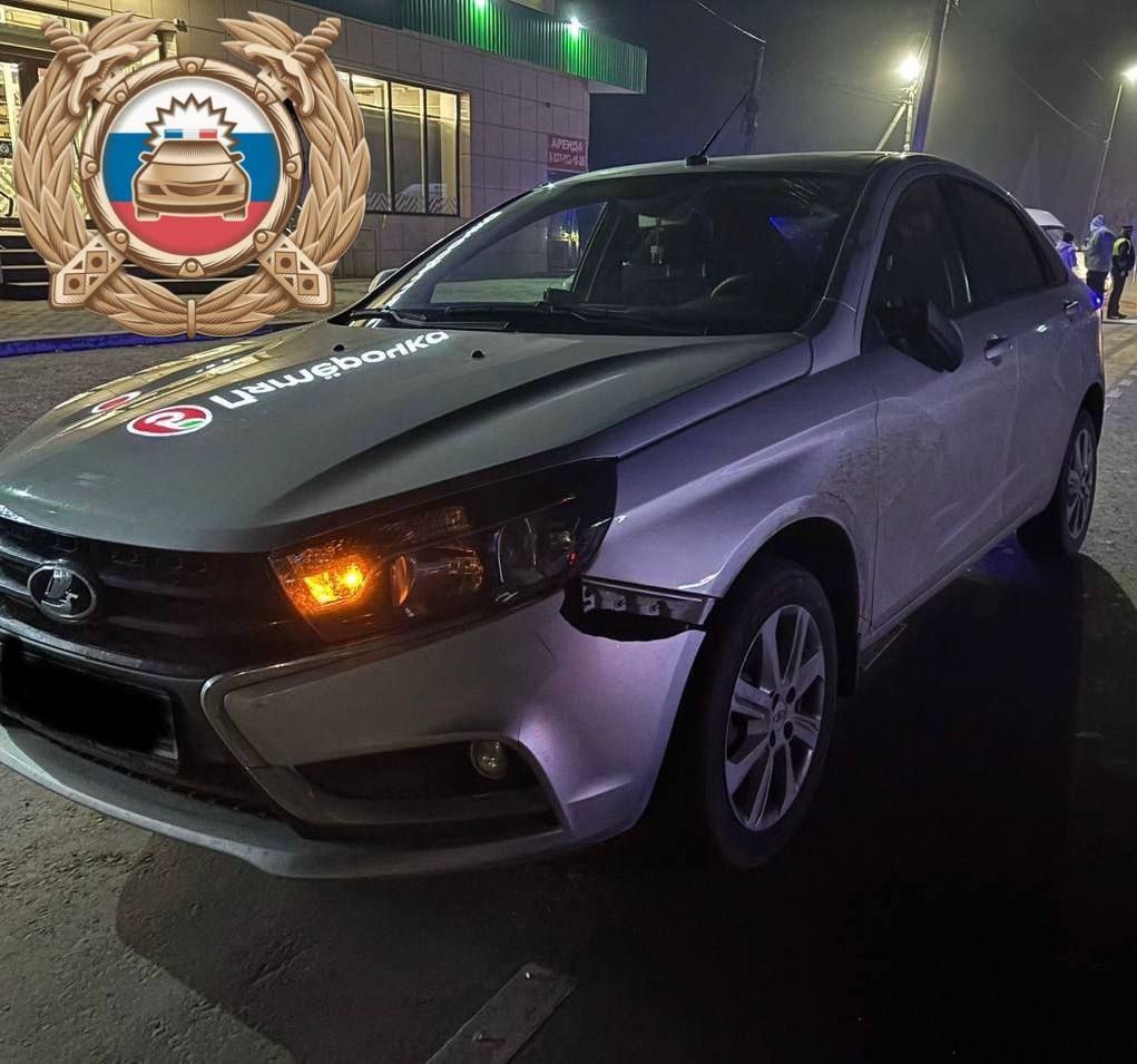 Под колесами «ЛАДЫ Веста» в Пугачеве погиб пешеход