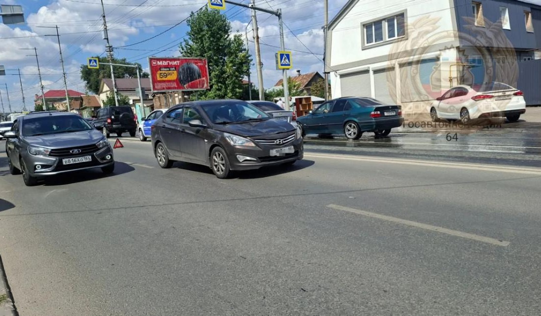 В Саратове на Соколовой сбили 12-летнего мальчика В Саратове на Соколовой сбили 12-летнего мальчика