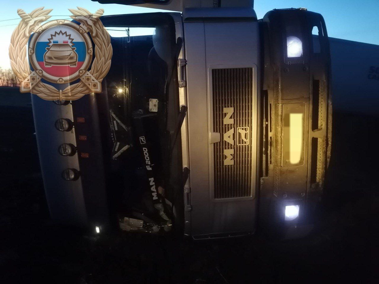 На саратовской трассе водитель фуры умер за рулем