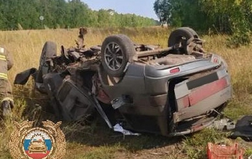 Водитель «одиннадцатой» вылетел с саратовской трассы и попал в больницу Водитель «одиннадцатой» вылетел с саратовской трассы и попал в больницу