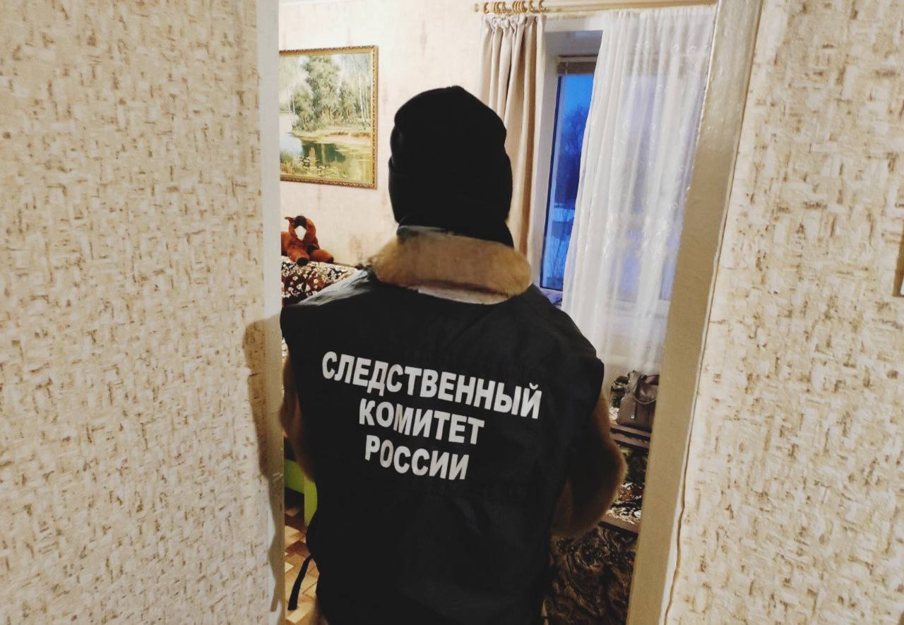 Мужчина погиб от ножевого ранения в Саратовской области